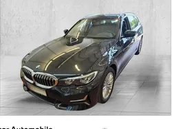 Schwarz Gebraucht 2022 BMW 320 Sport Line Kombi | 29.390 € (Fairer Preis)