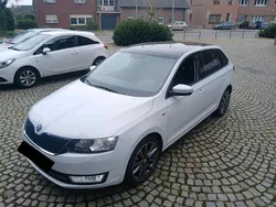 Weiß Gebraucht 2017 Skoda Rapid Kombi | 7.800 € (Fairer Preis)
