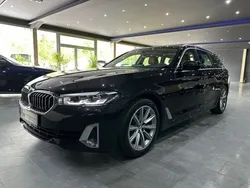 Schwarz Gebraucht 2023 BMW 520 Luxury Line Limousine | 34.690 € (Superpreis)