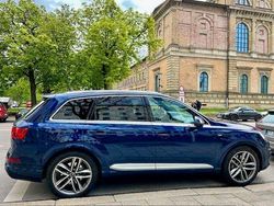Blau Gebraucht 2019 Audi Q7 Ambiente SUV | 43.500 € (Fairer Preis)