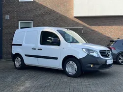 Weiss (metallic) Gebraucht 2020 Mercedes Citan 108 Van | 8.389 € (Fairer Preis)