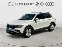 Oryxweiß perlmutteffekt Gebraucht 2024 VW Tiguan Move SUV | 29.880 € (Guter Preis)