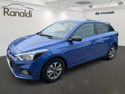 Met (grau Gebraucht 2019 Hyundai i20 Trend Limousine | 11.990 € (Superpreis)