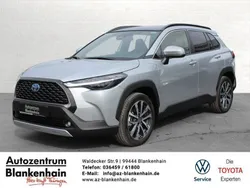 Siver metallic Gebraucht 2022 Toyota Corolla Cross Premium SUV | 31.890 € (Superpreis)