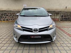 Silber Gebraucht 2017 Toyota Verso Edition-S Van / Kleinbus | 6.999 € (Superpreis)