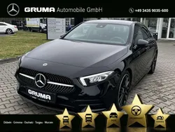 lack kosmosschwarz Gebraucht 2022 Mercedes A200 AMG Limousine | 32.990 € (Etwas zu teuer)