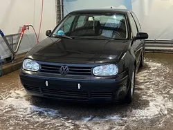 Schwarz Gebraucht 2001 VW Golf IV Comfortline Limousine | 1.234 € (Guter Preis)