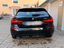 Schwarz Gebraucht 2022 BMW 118 Advantage Kleinwagen | 19.999 € (Fairer Preis)