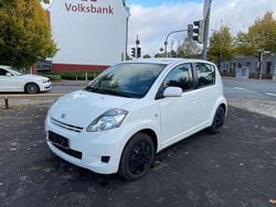 Weiß Gebraucht 2009 Daihatsu Sirion Kleinwagen | 2.190 € (Fairer Preis)