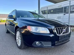 Schwarz Gebraucht 2007 Volvo V70 Momentum Kombi | 4.994 € (Fairer Preis)