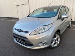 Silber Gebraucht 2010 Ford Fiesta Titanium Limousine | 4.990 € (Etwas zu teuer)