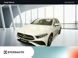 Weiß Gebraucht 2023 Mercedes A180 AMG Line Premium Limousine | 31.892 € (Guter Preis)