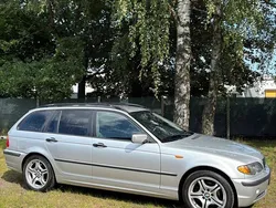 Silber Gebraucht 2005 BMW 320 Kombi | 2.100 € (Fairer Preis)
