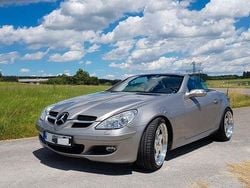 Schwarz Gebraucht 2006 Mercedes SLK350 Cabrio | 17.500 €