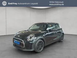 Schwarz Gebraucht 2022 Mini ONE Classic Kleinwagen | 18.890 € (Fairer Preis)