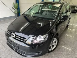 Schwarz Gebraucht 2015 VW Sharan Highline Van / Kleinbus | 15.890 € (Fairer Preis)