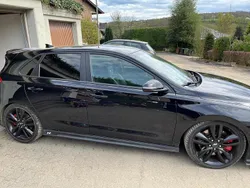 Schwarz Gebraucht 2017 Hyundai i30 Limousine | 18.000 €