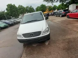 Weiß Gebraucht 2010 Mercedes Vito Van / Kleinbus | 13.499 €
