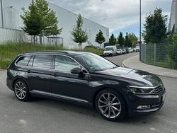 Grau Gebraucht 2015 VW Passat Comfortline Kombi | 8.300 €