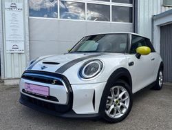 Weiß Gebraucht 2023 Mini Cooper SE Classic Kleinwagen | 22.399 € (Etwas zu teuer)