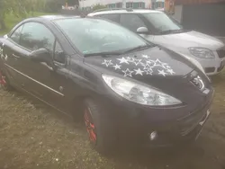 Schwarz Gebraucht 2010 Peugeot 206 CC Cabrio | 2.900 €