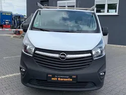 Weiß Gebraucht 2017 Opel Vivaro Van | 9.500 € (Guter Preis)