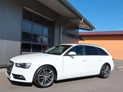 Weiß Gebraucht 2012 Audi A4 Ambition Kombi | 6.985 € (Guter Preis)