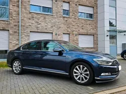 Blau Gebraucht 2015 VW Passat Comfortline Limousine | 14.000 € (Fairer Preis)