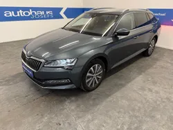 Grau Gebraucht 2021 Skoda Superb Premium Edition Kombi | 24.500 € (Fairer Preis)