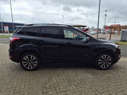 Schwarz Gebraucht 2018 Ford Kuga ST-Line SUV | 11.008 € (Fairer Preis)