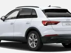 Weiß Gebraucht 2021 Audi Q3 Ambiente SUV | 29.900 € (Fairer Preis)