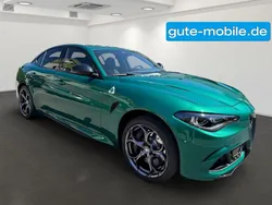 Grün Neu 2025 Alfa Romeo Giulia Quadrifoglio Limousine | 79.500 € (Superpreis)