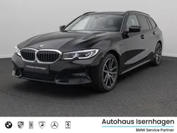 Schwarz 2668schwarz Gebraucht 2021 BMW 330e Sport Line Limousine | 24.499 € (Guter Preis)