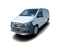 Weiss Gebraucht 2024 Mercedes Vito Van / Kleinbus | 44.921 € (Teuer)