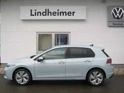 Crystal ice blue metallic Neu 2024 VW Golf VIII Goal Kleinwagen | 30.790 € (Superpreis)