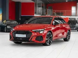 Rot Gebraucht 2023 Audi S3 Sport Limousine | 37.980 € (Superpreis)