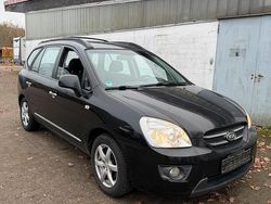 Schwarz Gebraucht 2009 Kia Carens Van / Kleinbus | 1.400 € (Teuer)