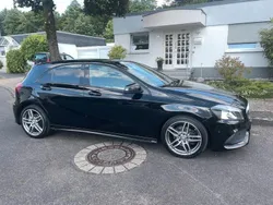 Schwarz Gebraucht 2017 Mercedes A200 AMG line Limousine | 17.400 € (Etwas zu teuer)