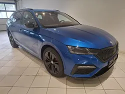 Blau Gebraucht 2024 Skoda Octavia RS Kombi | 33.999 € (Fairer Preis)