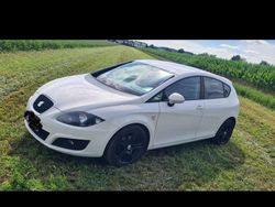 Weiß Gebraucht 2011 Seat Leon Kleinwagen | 6.300 € (Etwas zu teuer)