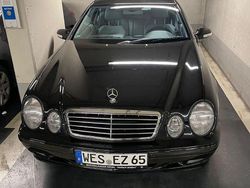 Schwarz Gebraucht 2000 Mercedes CLK200 Avantgarde Coupé | 10.500 €