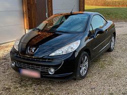 Schwarz Gebraucht 2008 Peugeot 207 CC Cabrio | 2.650 € (Fairer Preis)
