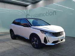 Weiß Gebraucht 2022 Peugeot 3008 Allure SUV | 25.190 € (Guter Preis)