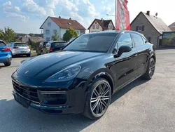 Schwarz Gebraucht 2019 Porsche Cayenne Turbo SUV | 112.000 €