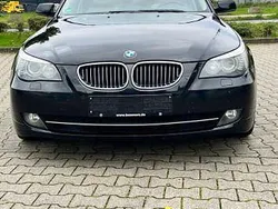 Schwarz Gebraucht 2009 BMW 530 Sport Line Kombi | 6.500 €