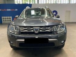 Grau Gebraucht 2016 Dacia Duster Lauréate SUV | 6.000 € (Superpreis)