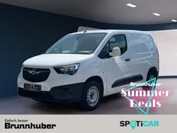 Weiss Gebraucht 2021 Opel Combo Edition Van / Kleinbus | 14.650 € (Fairer Preis)