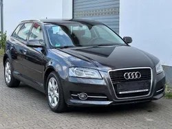 Grau Gebraucht 2010 Audi A3 Sportback Kombi | 7.990 € (Superpreis)