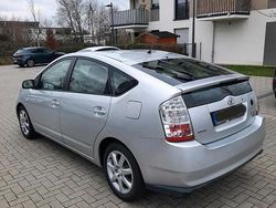 Silber Gebraucht 2007 Toyota Prius Limousine | 4.100 € (Etwas zu teuer)