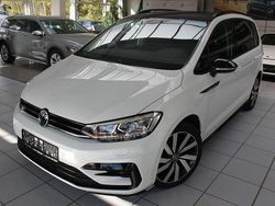 Pure white Gebraucht 2021 VW Touran Highline Van / Kleinbus | 30.490 € (Fairer Preis)
